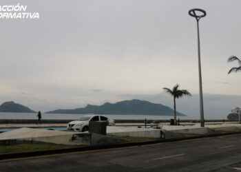 Intensa lluvia azota al puerto de Mazatlán ¿Lloverá hoy jueves?
