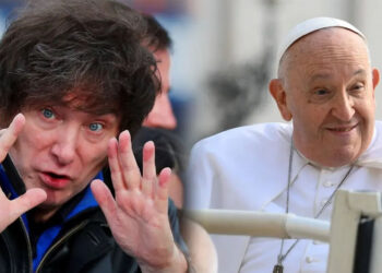 Milei se lanza otra vez contra el papa Francisco y lo acusa de apoyar a ‘comunistas asesinos’