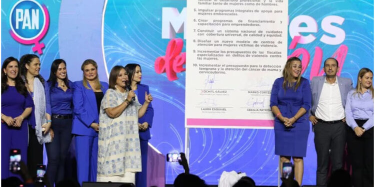 Xóchitl Gálvez ofrece pacto a las mujeres para romper “techo de cristal”