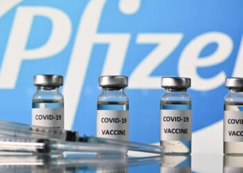 Pfizer pide a Cofepris autorización de vacuna actualizada contra Covid-19
