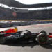 Verstappen Triunfa en el Gran Premio de México; ‘Checo’ Abandonó en la Primera Vuelta