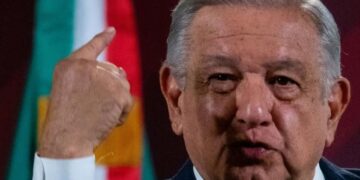 AMLO anuncia ‘tarjeta’ para afiliados al IMSS-Bienestar