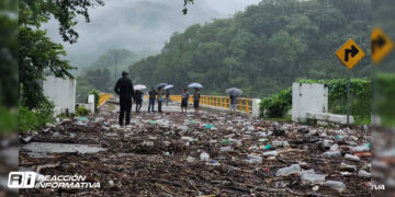 Bajadas de agua y bloqueos por huracán ‘Otis’ complican restablecimiento eléctrico: CFE