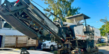 Obras Públicas intensifica el programa de bacheo y reencarpetado para ofrecer mejores calles y avenidas a la ciudadanía