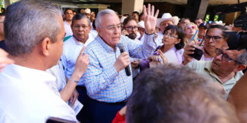 Rocha reiteró que a todos los productores de maíz de hasta 15 hectáreas se las pagará de inmediato