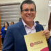“No somos perfectos, pero hemos avanzado considerablemente” : Edgar González durante la entrega del libro de su primer informe en la Sesión de Cabildo Municipal
