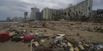 Huracán “Otis” afectó 80% de hoteles en Acapulco, reporta la gobernadora de Guerrero