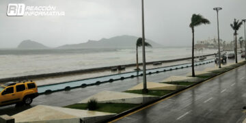 Huracán ‘Norma’ tocará tierra en BCS, se prevén fuertes lluvias para Mazatlán todo el día de hoy