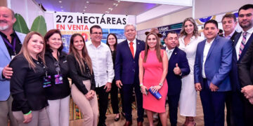 “Mazatlán alcanza niveles nunca vistos, gracias a ustedes”: Alcalde recibe a cientos de colaboradores inmobiliarios