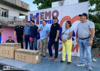 Memo Romero y Gente de Corazón llevan a cabo Jornada de Servicios en la Lázaro Cárdenas
