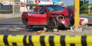 Fallece hombre en accidente automovilístico en la Ejército Mexicano en Mazatlán