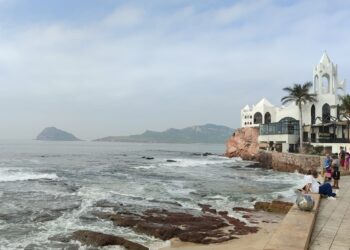 Cielos parcialmente cubiertos y temperatura agradable se pronostica este jueves en Mazatlán