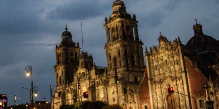 Iglesia pide a precandidatas a la Presidencia trabajar en equipo por México