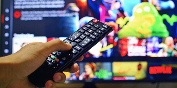 Día Mundial de la Televisión: ¿Cuánto tiempo pasan las personas frente a una pantalla?