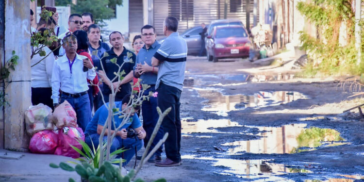 Más de 8 años con un problema de drenaje y no habíamos tenido respuesta hasta ahora: Vecino de Hogar del Pescador