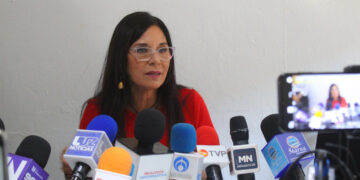 Retiran de panteones municipales 20 camiones de volteo cargados con basura