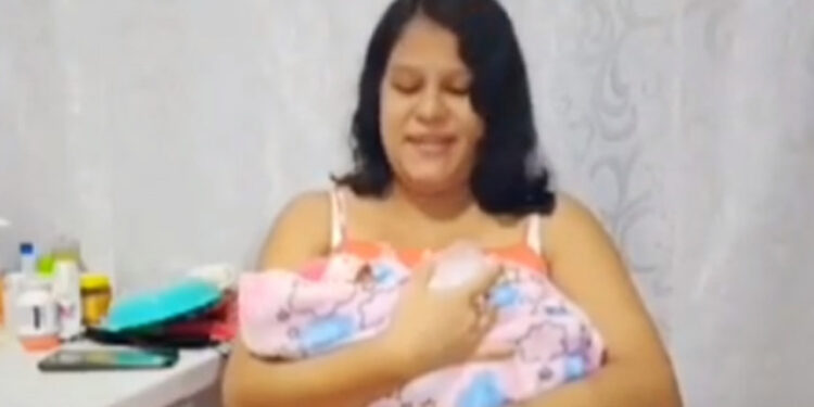 Familia de Acapulco nombrará ‘Otis’ a su hija