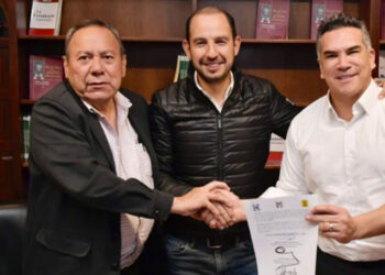 La alianza opositora designa al panista Santiago Taboada como candidato para la Ciudad de México