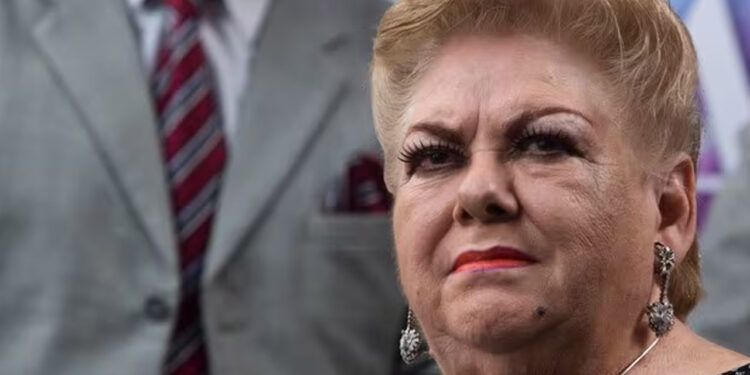 ¿Qué le pasó a Paquita la del Barrio? La hospitalizan en Veracruz y reportan como “bastante grave”