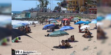 Cierre de playa Olas Altas en Mazatlán tras ser declarada no apta para bañistas por Cofepris