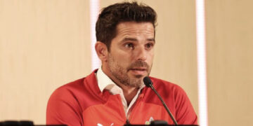 El mesías de Gago y de Chivas está en Grecia