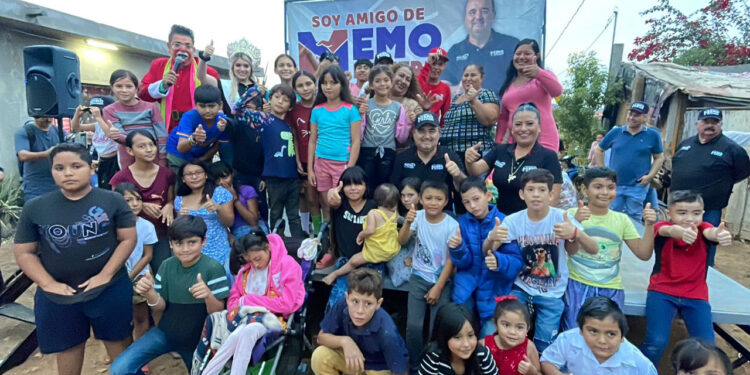¡Se armaron las posadas! Memo Romero consiente a más de 800 niños