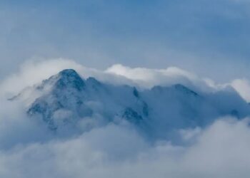 Por frente frío, caerá nieve en Nevado de Toluca, Popocatépetl y otros
