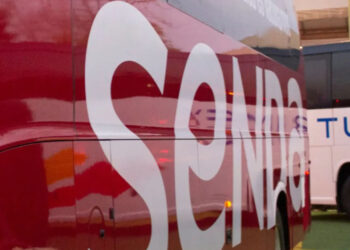 Civiles armados bajan a pasajeros de autobús en autopista de Tamaulipas