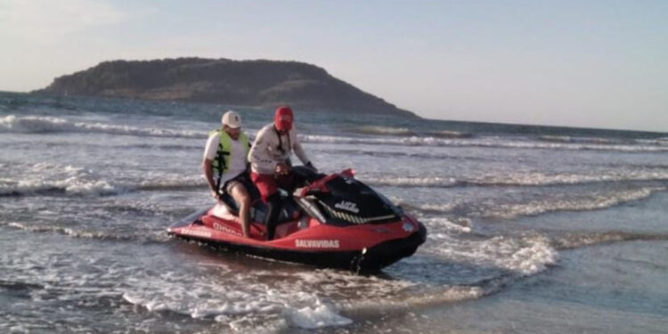 La Policía Acuática apoyo a tres personas en el mismo número de intervenciones