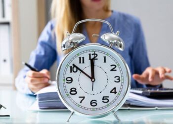 Confirman FECHA para aprobar reducción de HORARIO de trabajo en el 2024