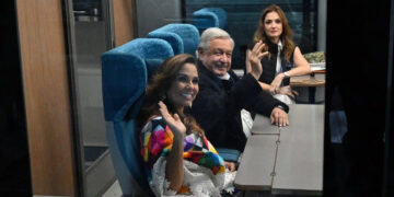 AMLO inaugura el segundo tramo del Tren Maya