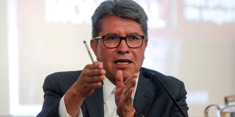 Ricardo Monreal advierte incremento de ataques contra AMLO