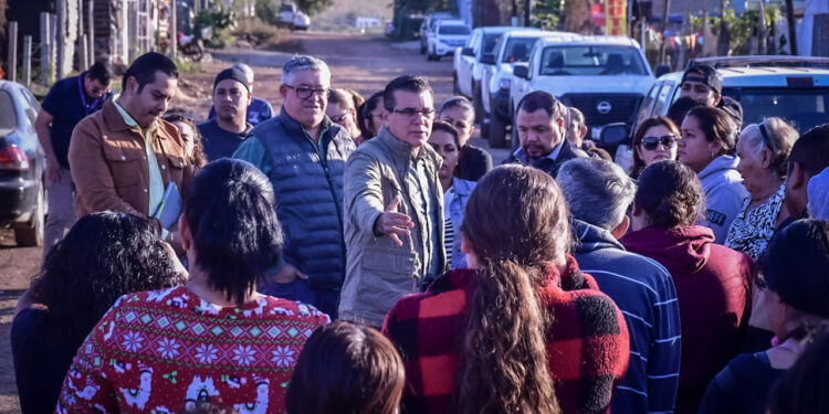 Iniciará Gobierno de Mazatlán mesa de negociación para regularizar predios de la invasión Santana