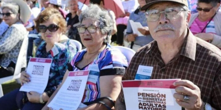 Pensión Bienestar: ¿quiénes recibirán su tarjeta entre el 1 y el 19 de febrero?