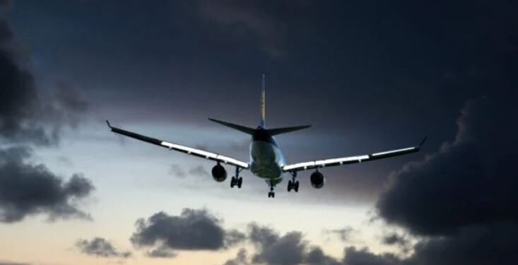 Desaparece un vuelo ruso con 6 personas a bordo mientras sobrevolaba Afganistán; reportan accidente