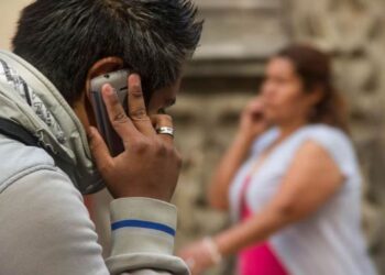 Buscan en San Lázaro que saldo de recargas de celulares no tengan fecha de expiración