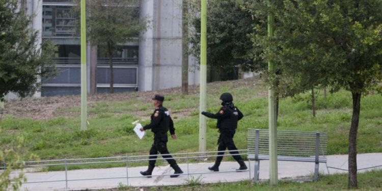 Rescatan en Reynosa a 21 personas secuestradas desde hace un mes; entre ellos había 13 migrantes