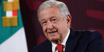 AMLO prevé presentar alrededor de 10 iniciativas de reforma el 5 de febrero, Día de la Constitución