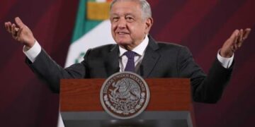 AMLO no logra entrar a los premios Esland 2024 por esta razón