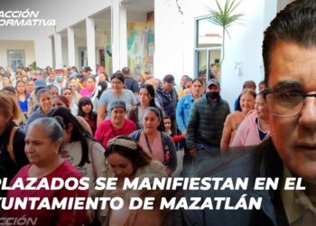 Desplazados se manifiestan en el H. Ayuntamiento de Mazatlán