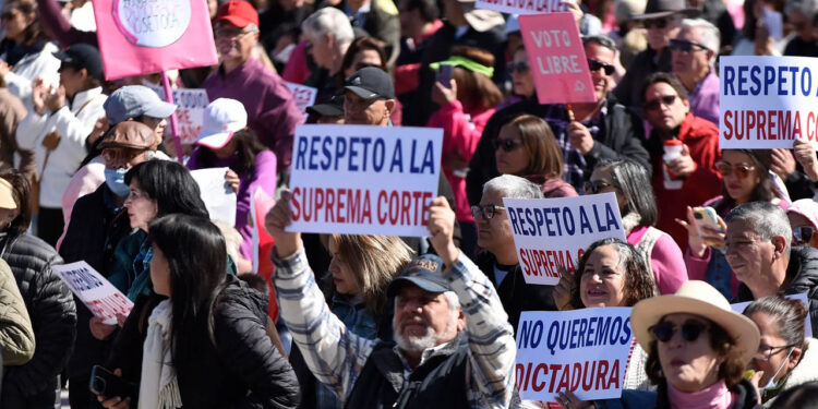 “Hay que estar atentos”, dice INE a candidatos sobre marchas ciudadanas