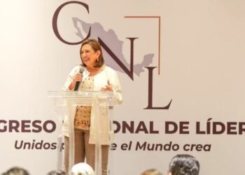 Xóchitl Gálvez: promete fin del odio y de masacres ante líderes evangélicos