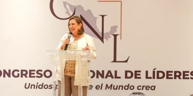 Xóchitl Gálvez: promete fin del odio y de masacres ante líderes evangélicos