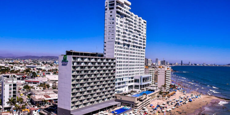 Alcanzará Mazatlán el 70% en ocupación hotelera en el primer puente del año
