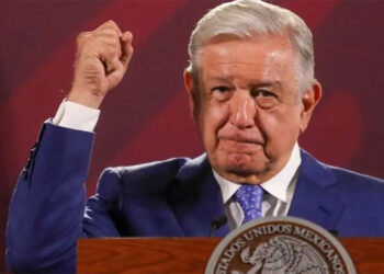 Reforma de AMLO al Poder Judicial permitiría juicio político a ministros de la SCJN: medios