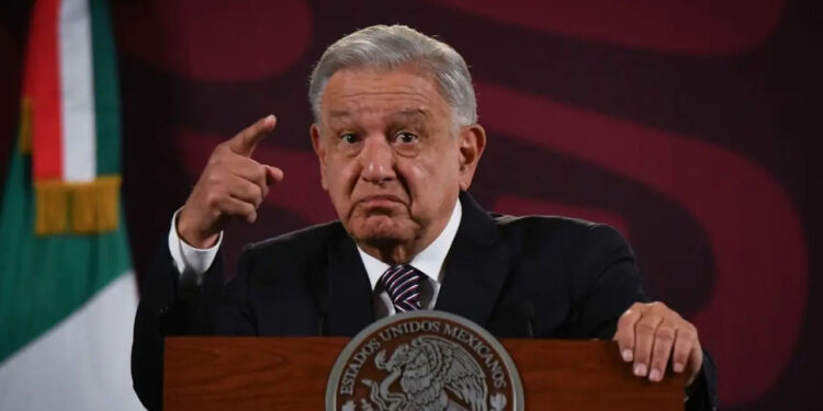 No considero capaz de un atentado a alcaldesa de Tijuana: AMLO tras camioneta incendiada de periodista