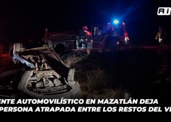 Accidente automovilístico en Mazatlán deja a una persona atrapada entre los restos del vehículo