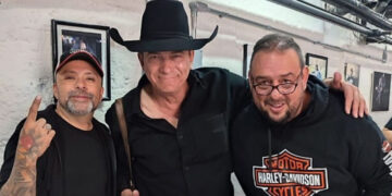 Vocalista de Caballo Dorado y otros artistas lanzan canción para promover a Xóchitl Gálvez