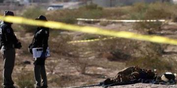 Hallan 6 cuerpos en fosa clandestina de Ciudad Juárez cerca de EU
