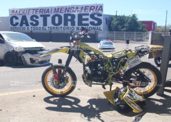 Se registra accidente vehicular sobre Av. Camino al Conchi y Luis Donaldo Colosio bajo el paso superior.